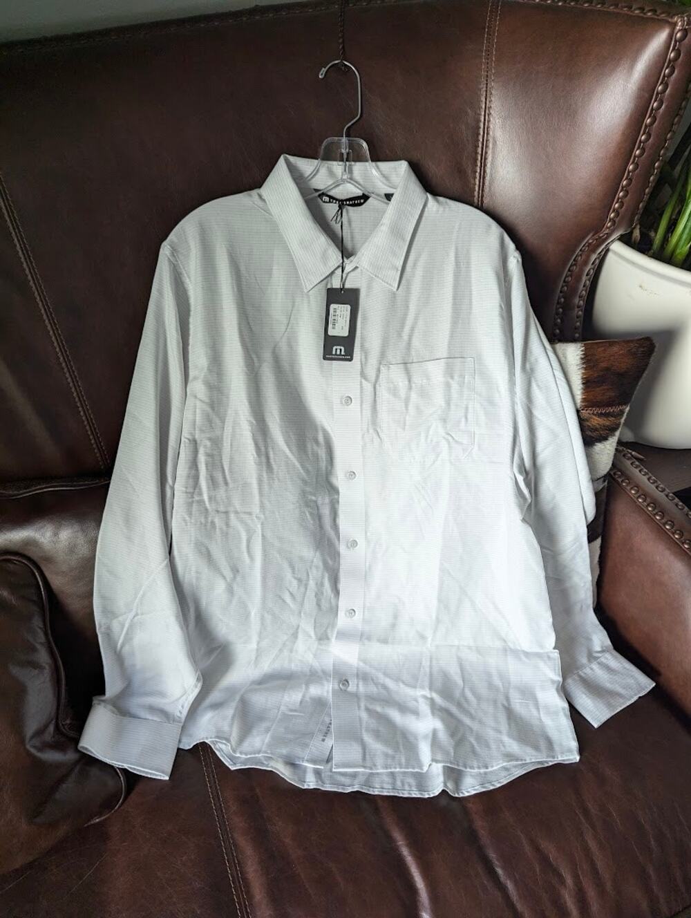 Travis Mathew LITTLE LEARY BUTTON-UP LARGE